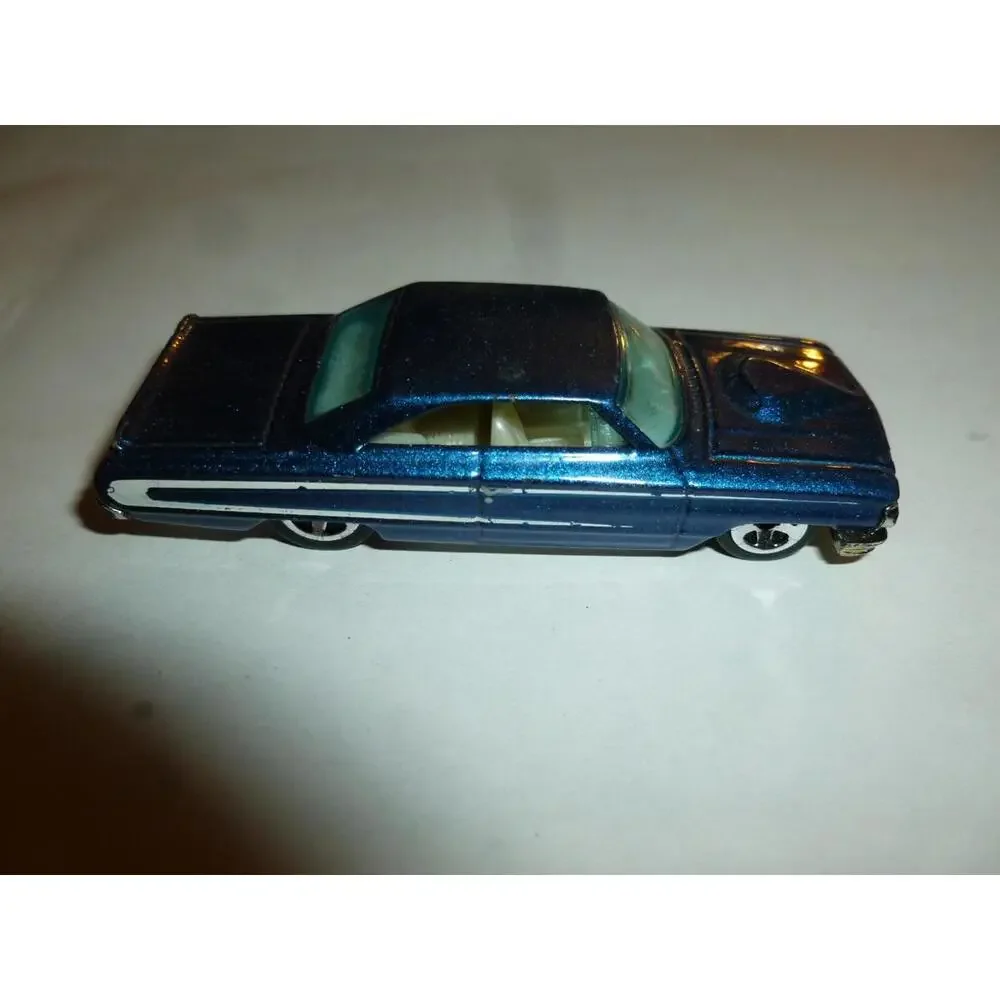 Hot Wheel CUSTOM FORD '64‎ GALAXIE  Blue Diecast